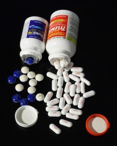 800px-Extra_Strength_Tylenol_and_Tylenol_PM