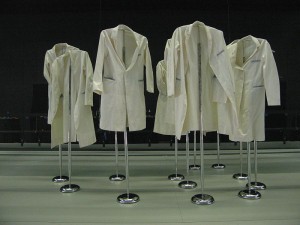 800px-Lab_coats